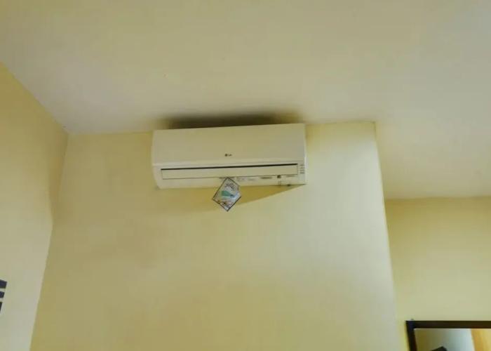 OYO Life 91027 Note Hotel Syariah
