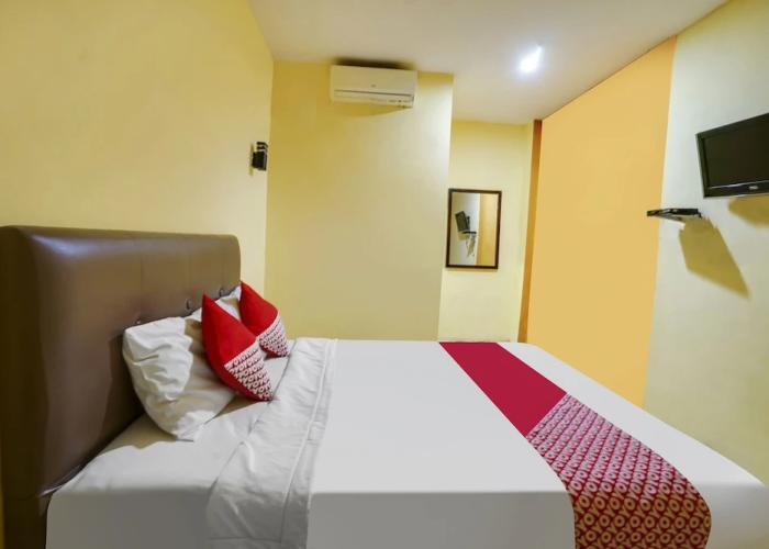 OYO Life 91027 Note Hotel Syariah