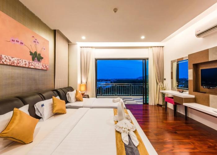 Chalong Miracle Lakeview Resort & Spa