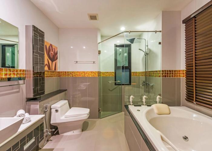 Chalong Miracle Lakeview Resort & Spa