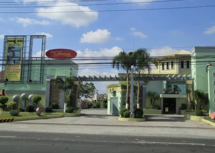 One Serenata Hotel Bacoor