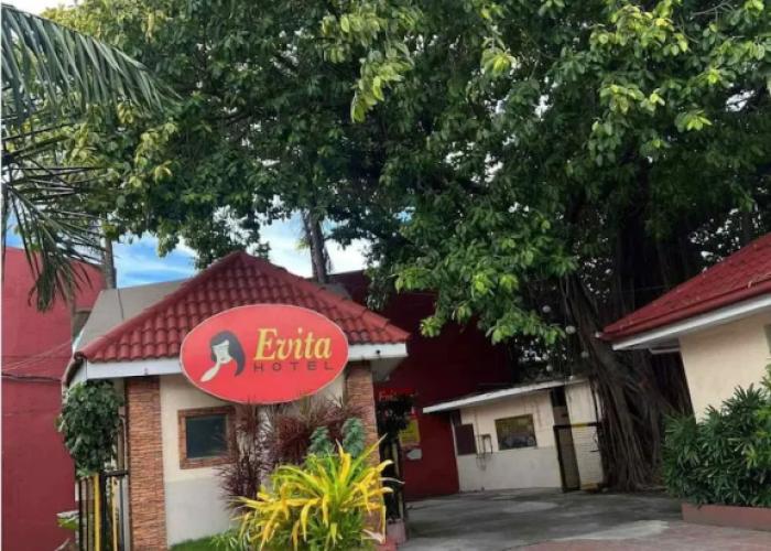 OYO 1026 Evita Hotel Bacoor