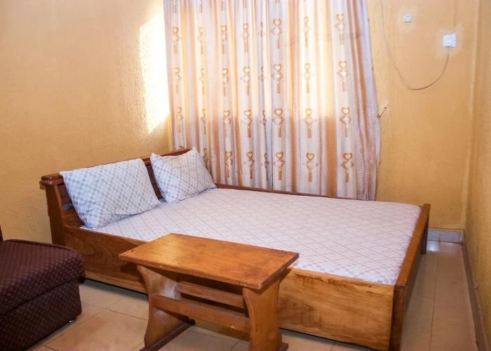 D Jos Hotel