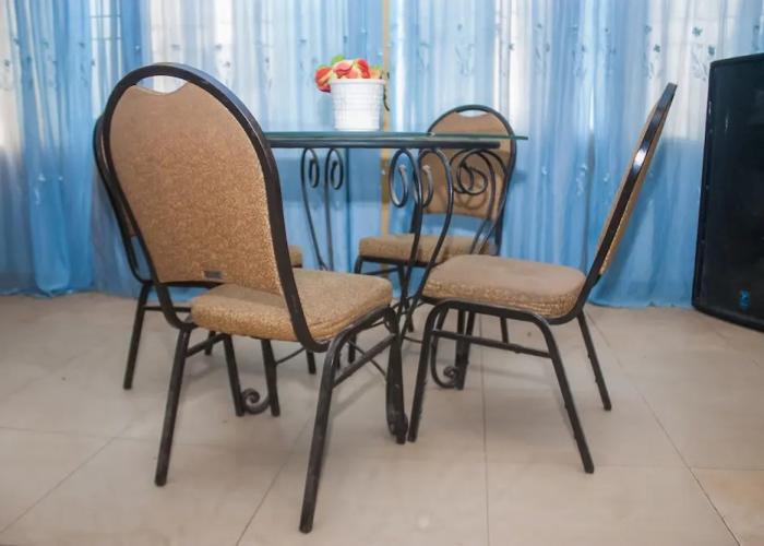 D Jos Hotel