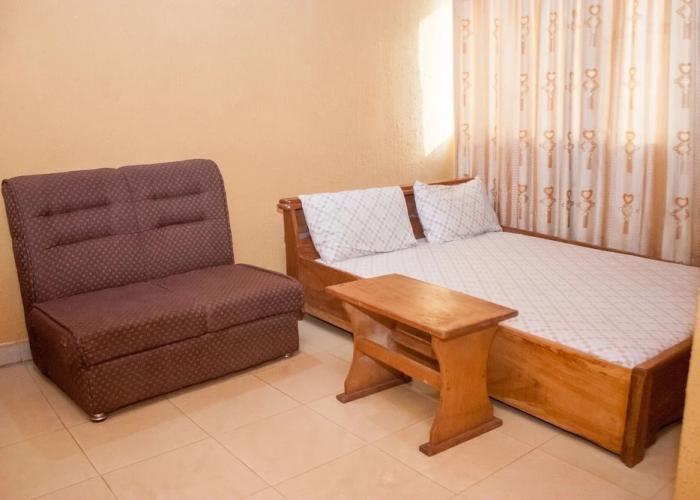 D Jos Hotel