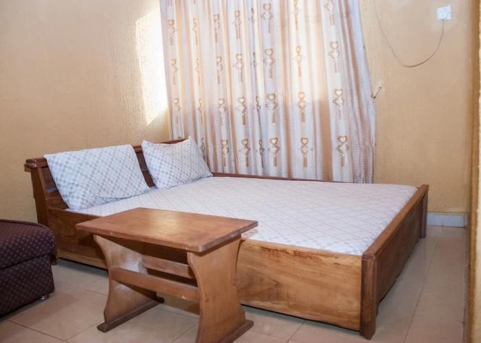 D Jos Hotel