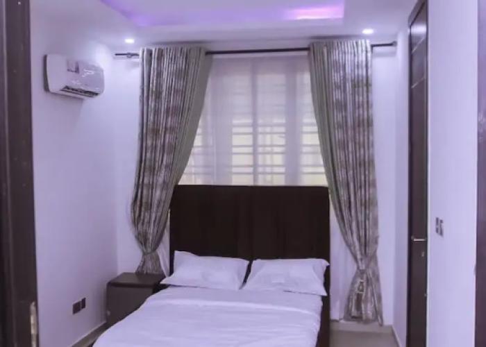 Stunning 3-bed House in Lagos