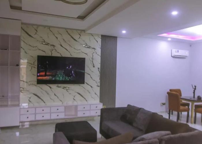 Stunning 3-bed House in Lagos