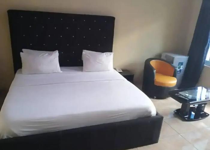 SANTRICK Hotel