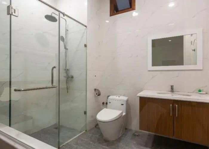 Hoang Hung Hotel