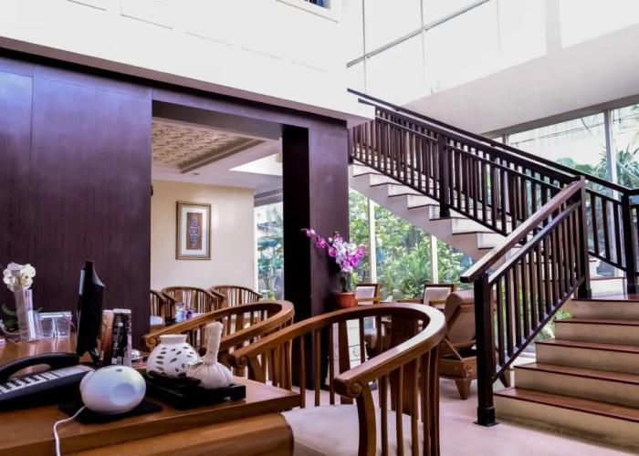 Grand Allison Hotel