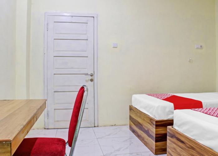 OYO 90112 Hotel Permata Inn