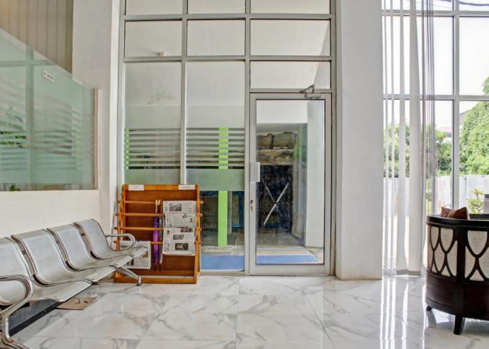 OYO 90112 Hotel Permata Inn