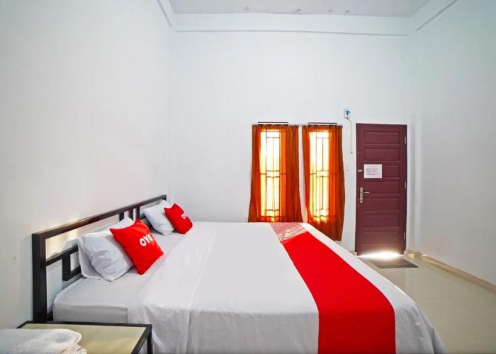 OYO 90618 Hanania House Syariah