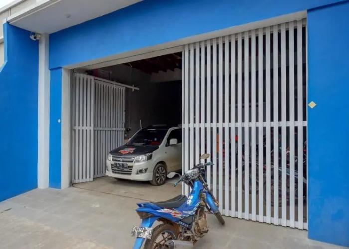 RedDoorz Syariah near Pasar Batang