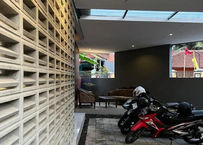 Super OYO 93514 Rubina Syariah Hotel