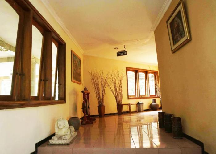 Candisari Hotel & Resto