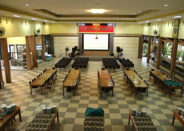Candisari Hotel & Resto
