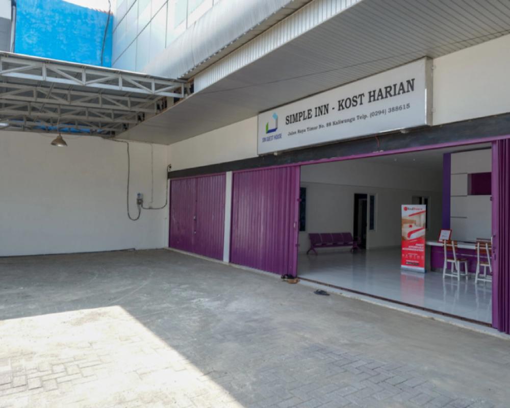 RedDoorz near Alun Alun Kaliwungu Kendal