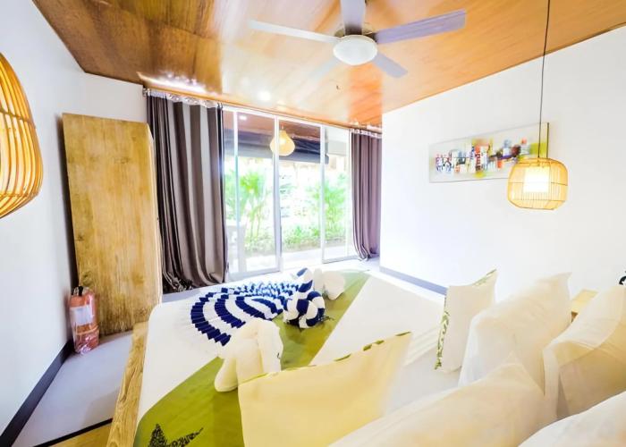 Cadlao Resort & Restaurant