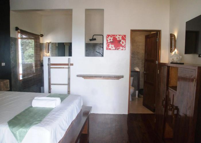 Blue Mango Rooms & Villas
