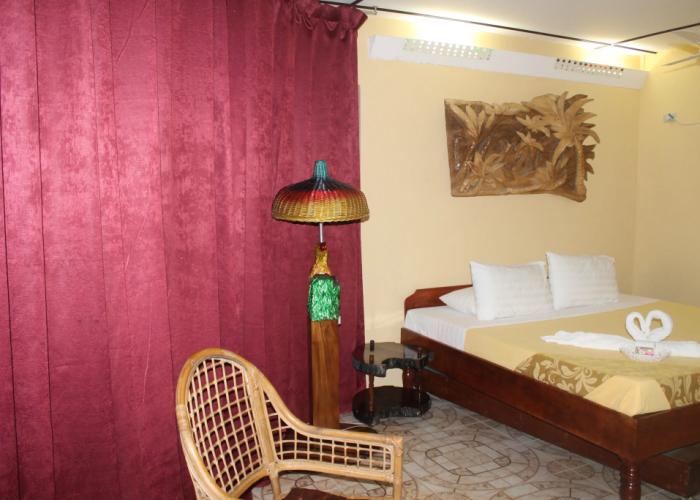 Deep Forest Garden Hotel