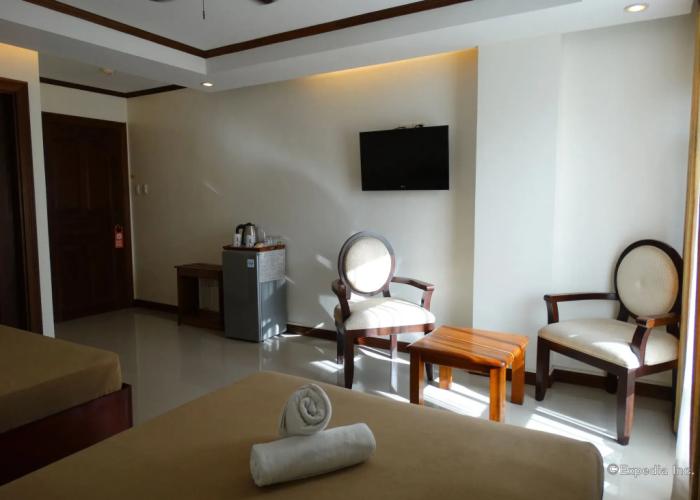 Ipil Suites Puerto Princesa