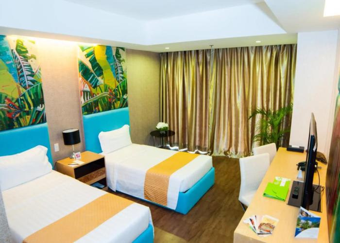 Aziza Paradise Hotel