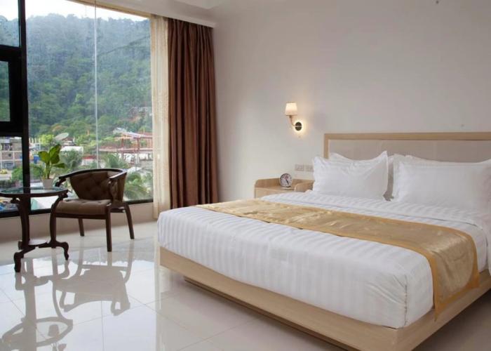 One El Nido Suite