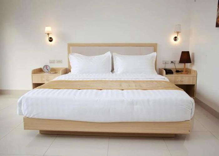 One El Nido Suite