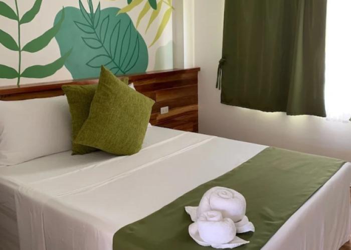 Royal Suites Port Barton