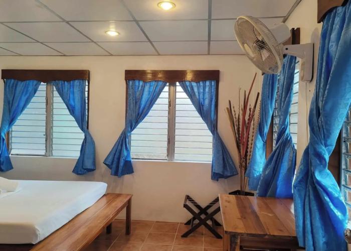 Summer Homes Beach Resort and Cottages Palawan