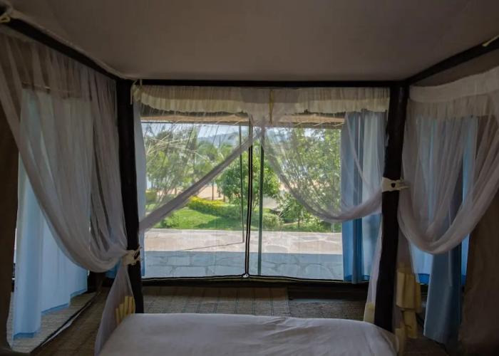Rushel Kivu Lodge