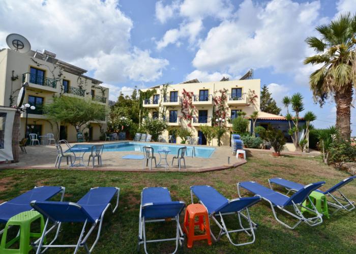 Mylos Apartments