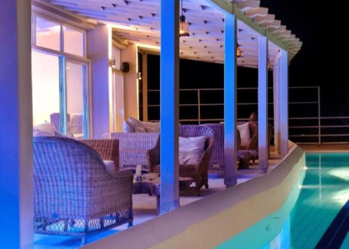 Paradise Island Villas