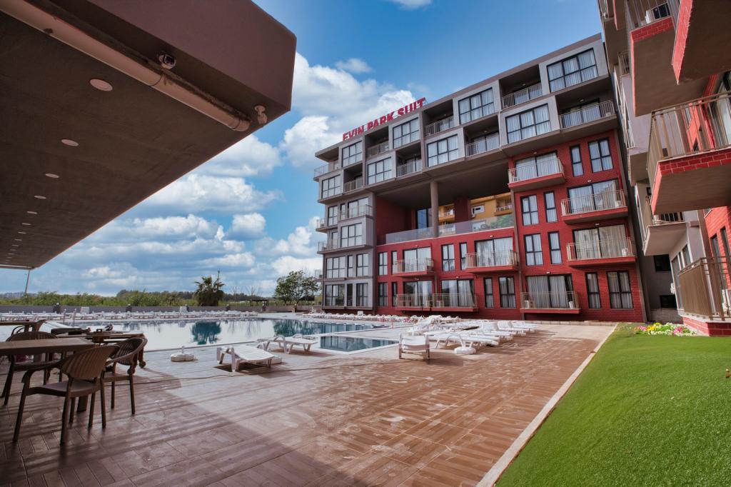 Evin Park Suit & Spa