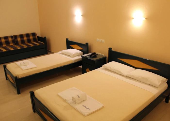 Adonis Hotel