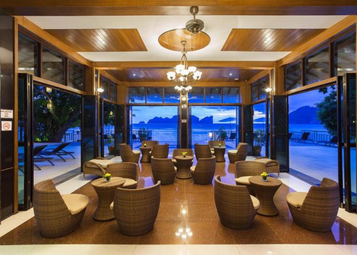 Phi Phi Long Beach Resort & Villa