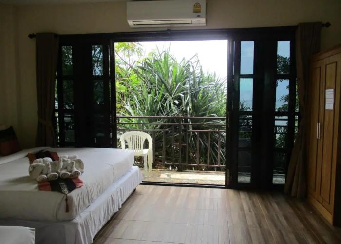 Phi Phi Green House