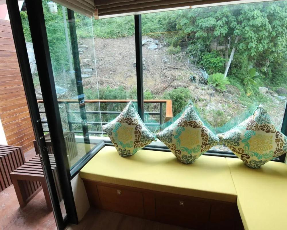 фото Phi Phi Nice Beach Hotel Hip