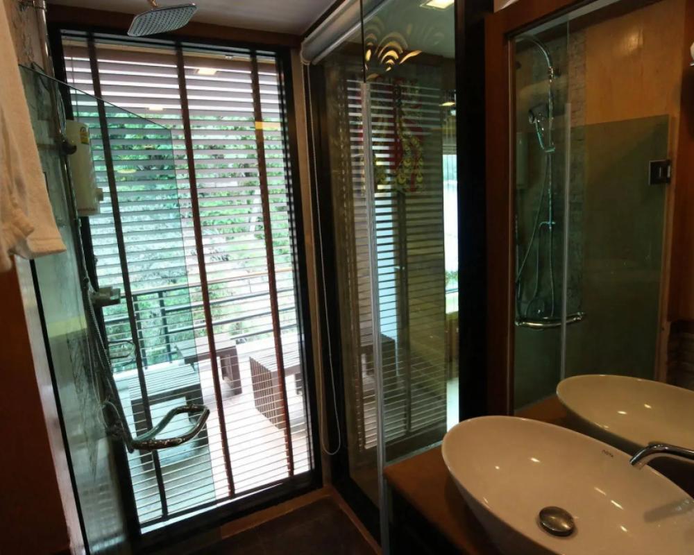 фото Phi Phi Nice Beach Hotel Hip