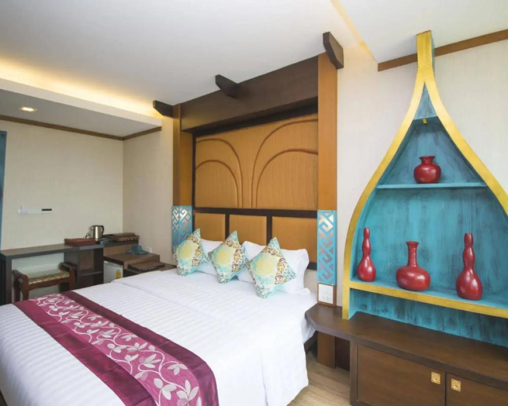 фото Phi Phi Nice Beach Hotel Hip