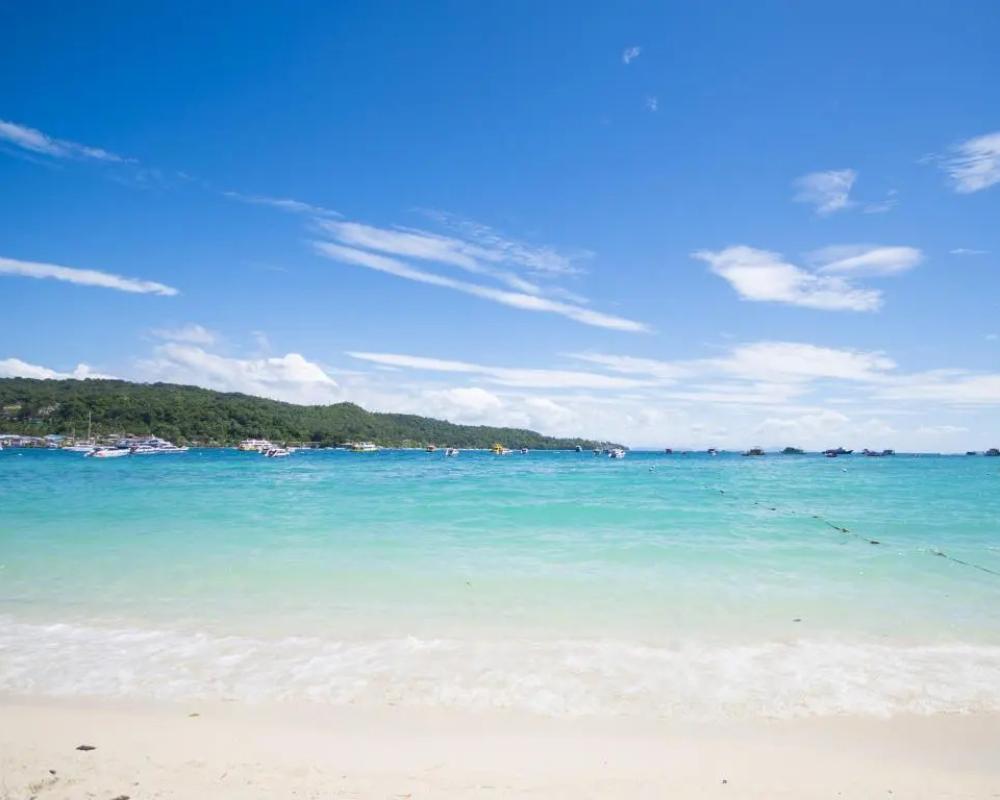 фото Phi Phi Nice Beach Hotel Hip