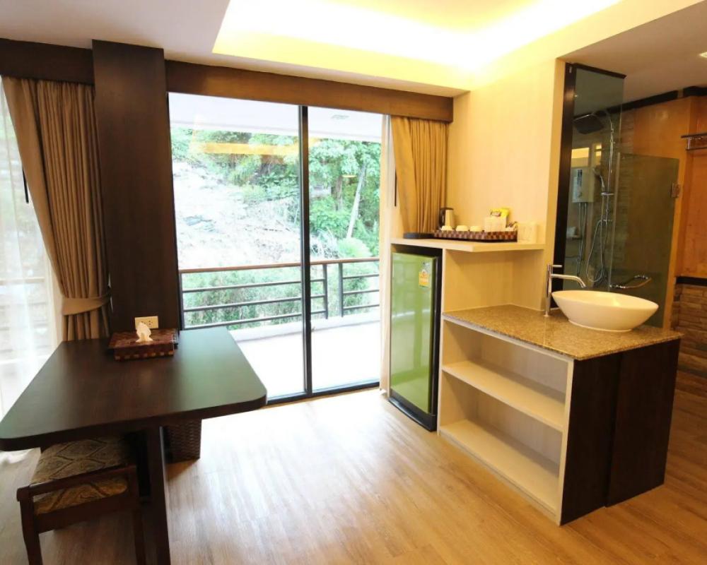 фото Phi Phi Nice Beach Hotel Hip
