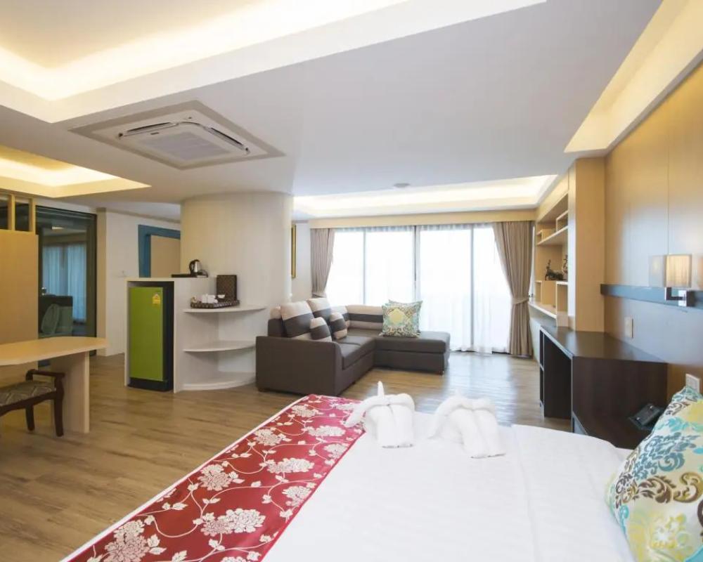 фото Phi Phi Nice Beach Hotel Hip