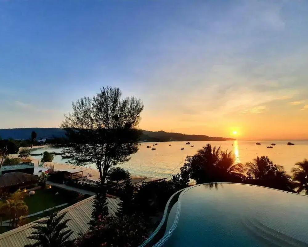 фото Phi Phi Cliff Beach Resort