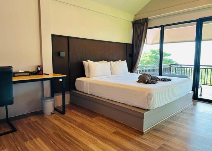 HIP Seaview Resort at Phi Phi
