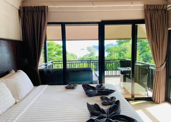HIP Seaview Resort at Phi Phi