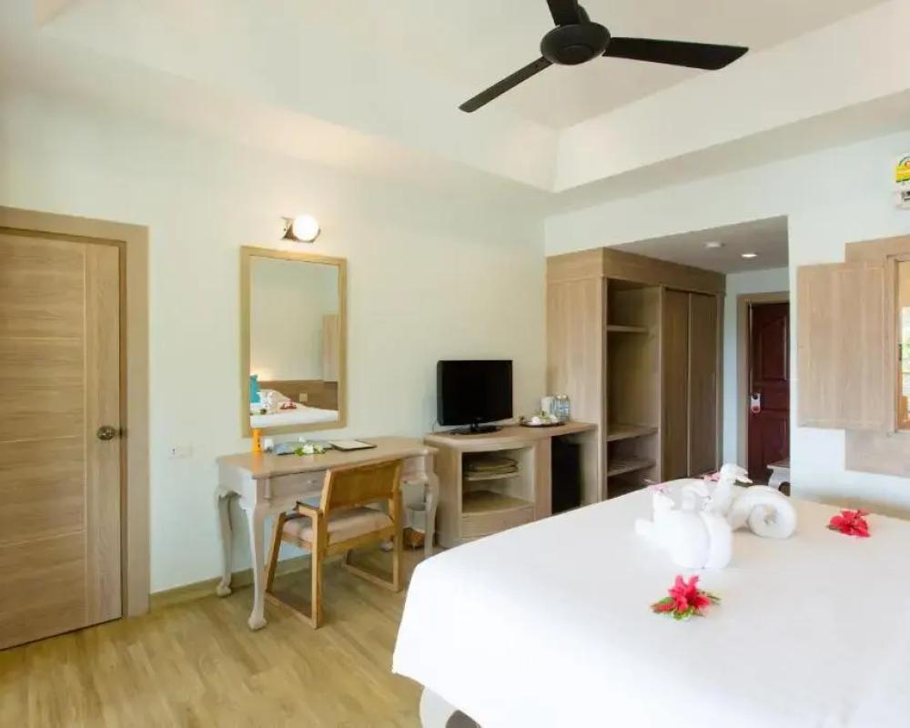 фото Bay View Resort and Premier Resort