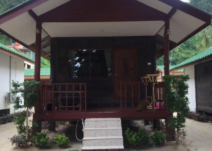 Phi Phi Nice Beach Resort